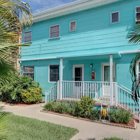 Cute One Bedroom At The Coral Resort Apts Clearwater Beach Exterior photo