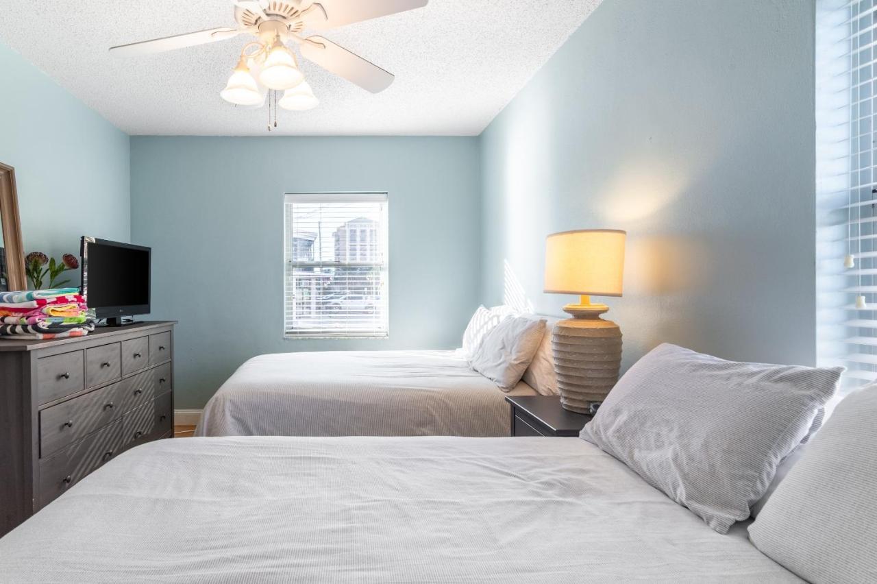 Cute One Bedroom At The Coral Apts Apartment Clearwater Beach
